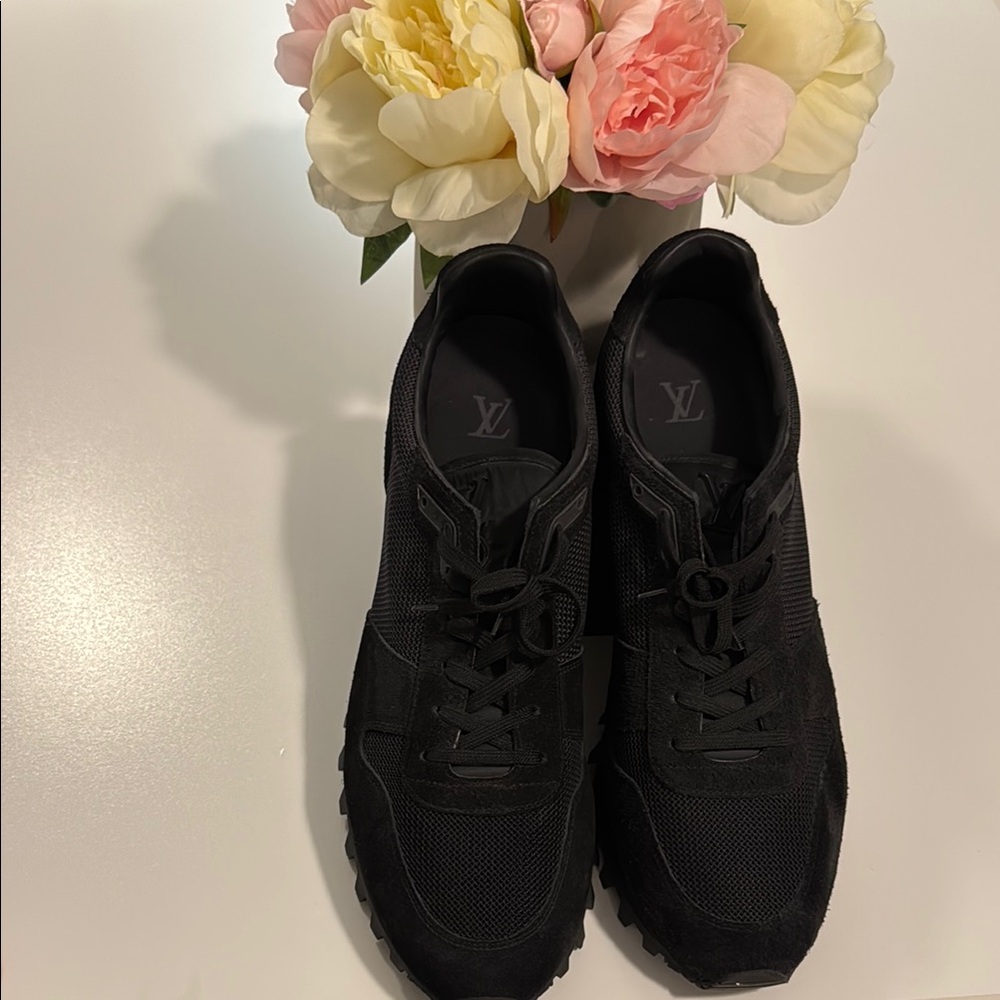 Louis Vuitton Runaway Sneakers size 11, never worn